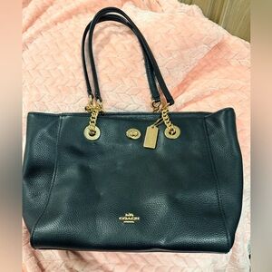 Coach Turnlock Chain Shoulder Bag